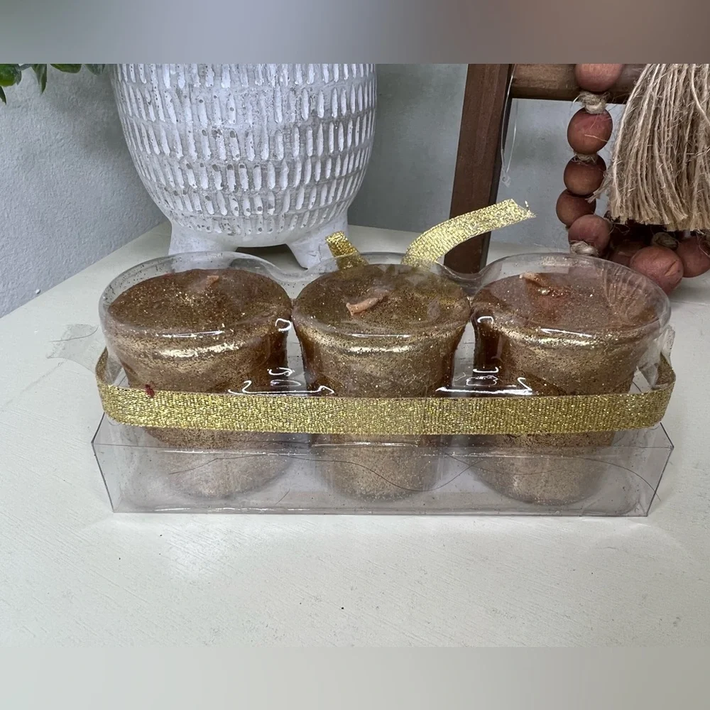 Brand New-Set of 3 Metallic Votives